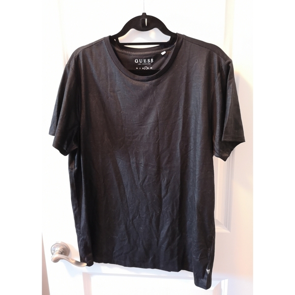 Guess T-shirt, Like New - Picture 1 of 1